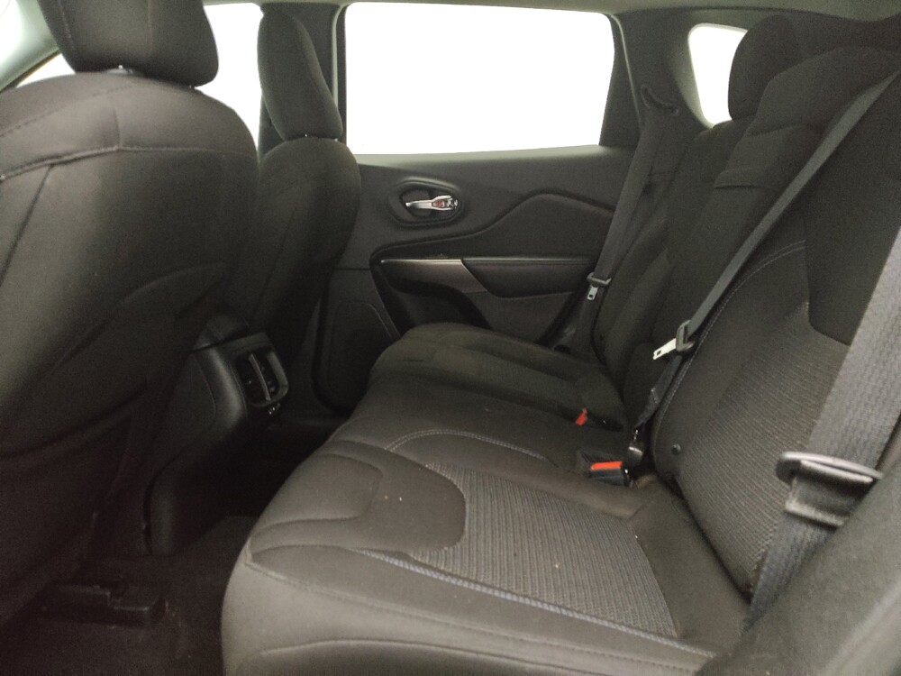 2019 Jeep Cherokee in Oklahoma City, OK 73139 - 18144426 18