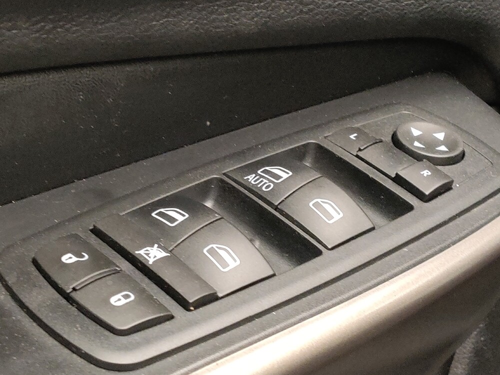 2019 Jeep Cherokee in Oklahoma City, OK 73139 - 18144426 27