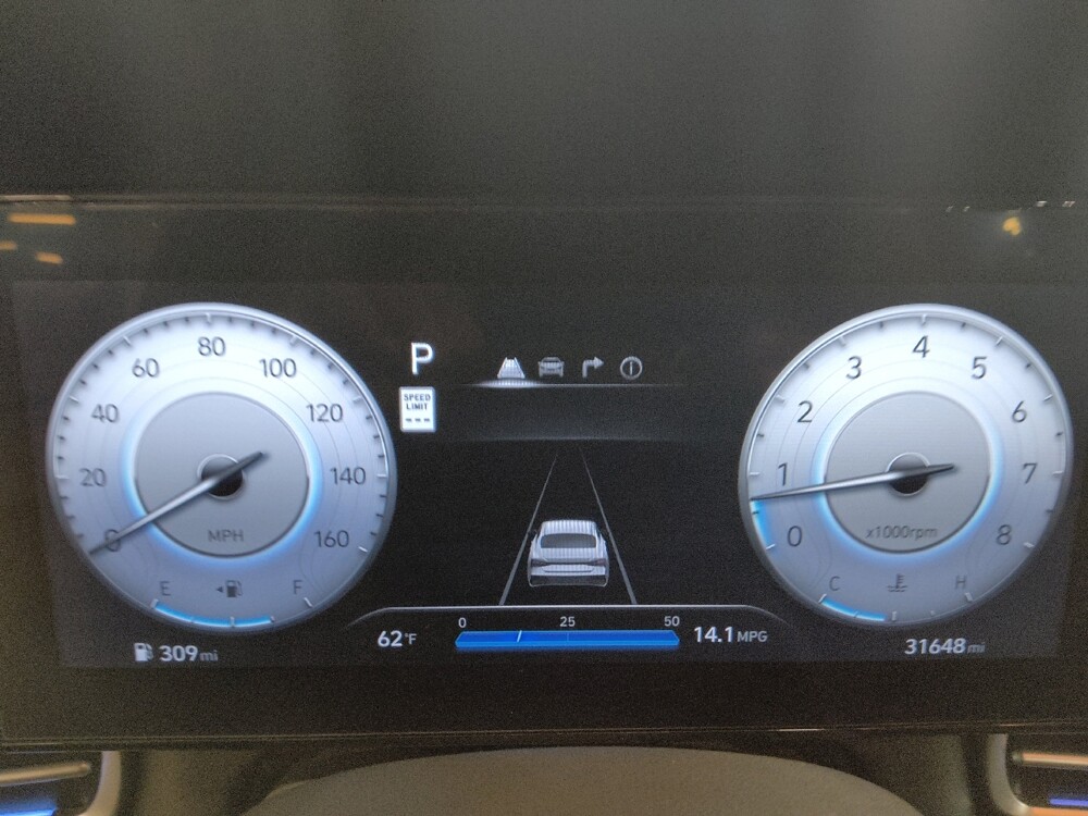 2025 Hyundai Elantra in Arlington, TX 76011 - 18144429 23