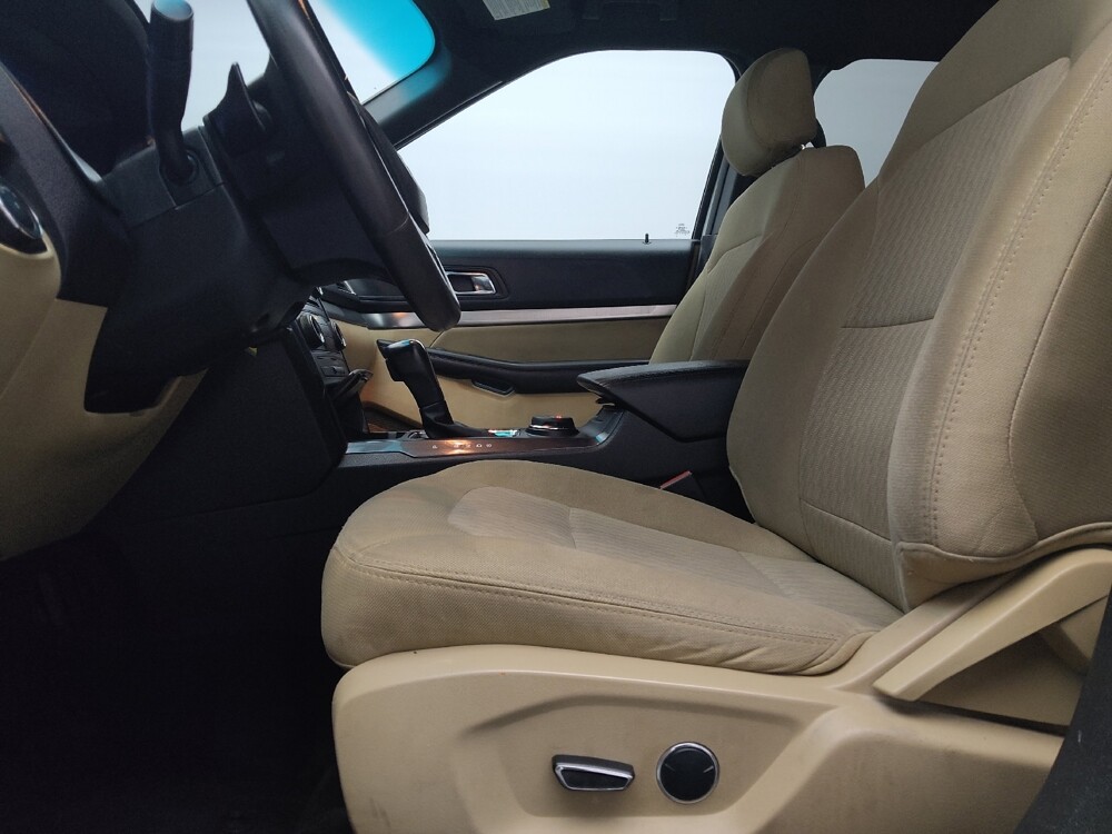 2017 Ford Explorer in Arlington, TX 76011 - 18144430 17