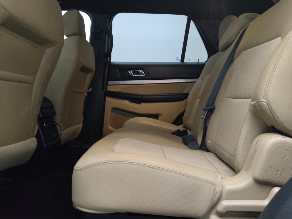 2017 Ford Explorer in Arlington, TX 76011 - 18144430 18