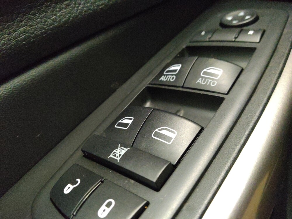 2019 Jeep Cherokee in Mesa, AZ 85210 - 18144437 27