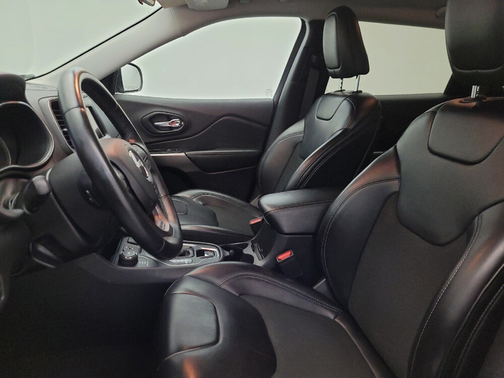 2019 Jeep Cherokee in Mesa, AZ 85210 - 18144437 17