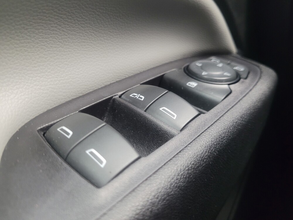 2019 Chevrolet Equinox in Highland, IN 46322 - 18144440 27