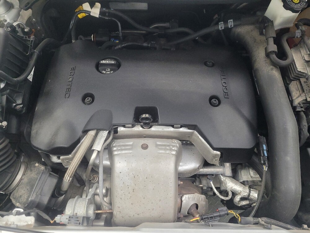 2019 Chevrolet Equinox in Highland, IN 46322 - 18144440 30