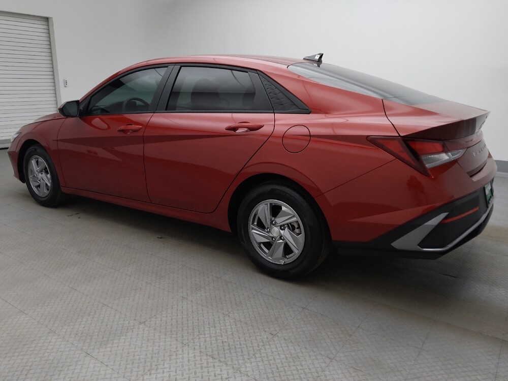 2025 Hyundai Elantra in Lakewood, CO 80215 - 18144442 3