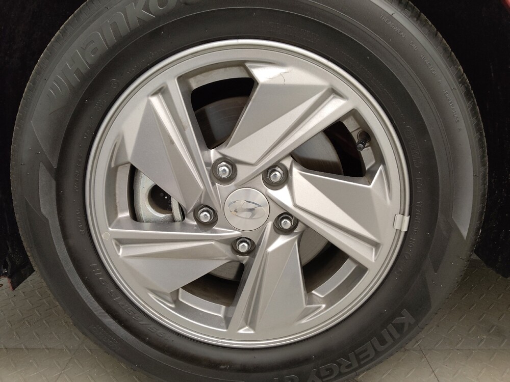 2025 Hyundai Elantra in Lakewood, CO 80215 - 18144442 31
