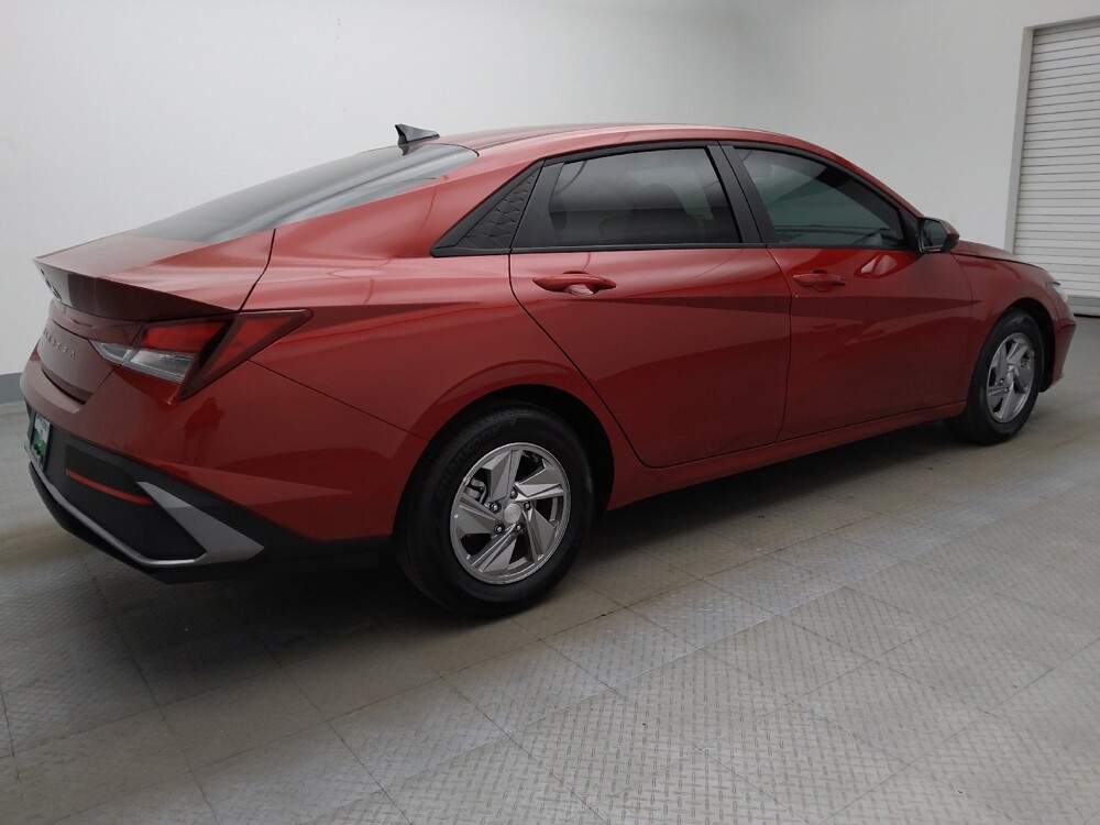 2025 Hyundai Elantra in Lakewood, CO 80215 - 18144442 10