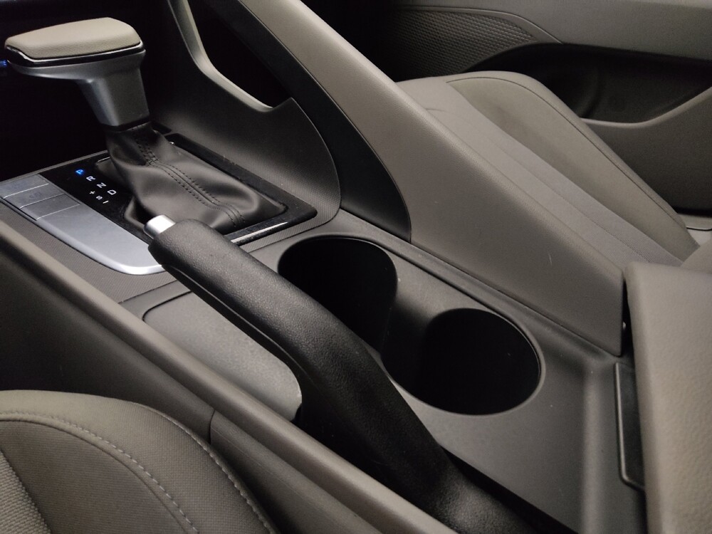 2025 Hyundai Elantra in Lakewood, CO 80215 - 18144442 26