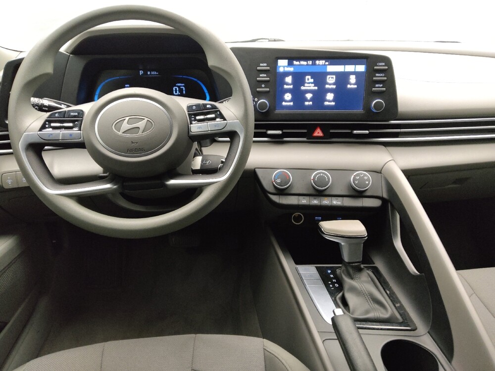 2025 Hyundai Elantra in Lakewood, CO 80215 - 18144442 22