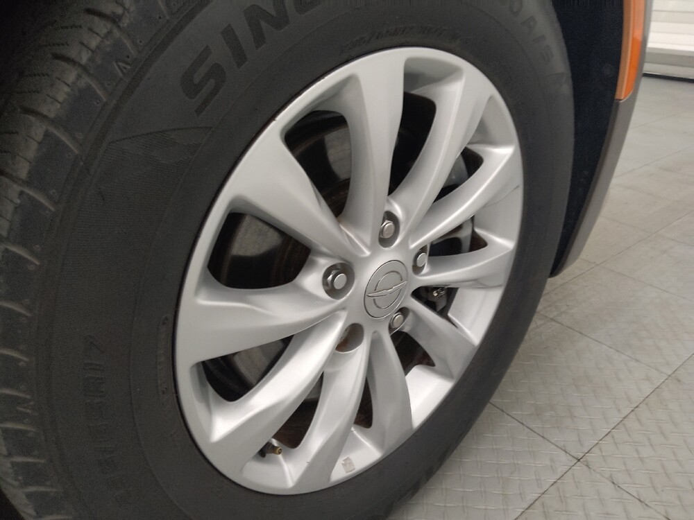 2018 Chrysler Pacifica in Clearwater, FL 33764 - 18144444 31