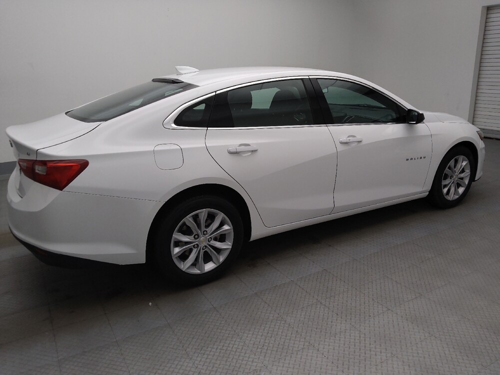 2025 Chevrolet Malibu in Lakewood, CO 80215 - 18144450 10
