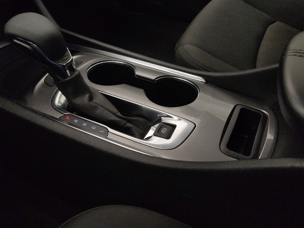 2025 Chevrolet Malibu in Lakewood, CO 80215 - 18144450 26