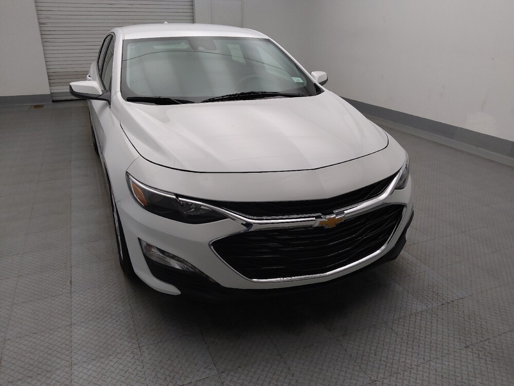 2025 Chevrolet Malibu in Lakewood, CO 80215 - 18144450 14