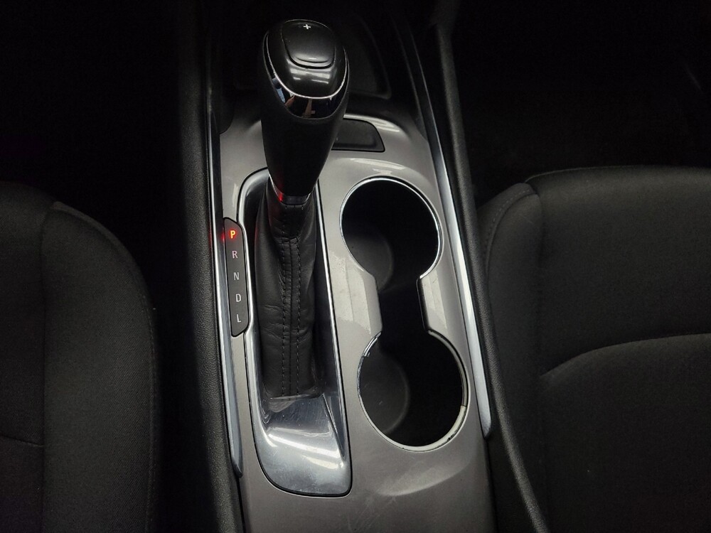 2020 Chevrolet Malibu in Las Vegas, NV 89104 - 18144451 26