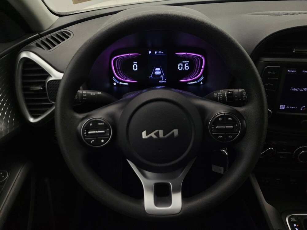 2024 Kia Soul in Glendale, AZ 85301 - 18144455 22