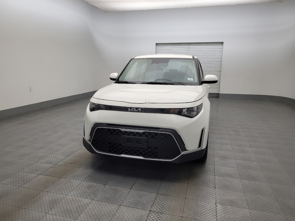 2024 Kia Soul in Glendale, AZ 85301 - 18144455 15