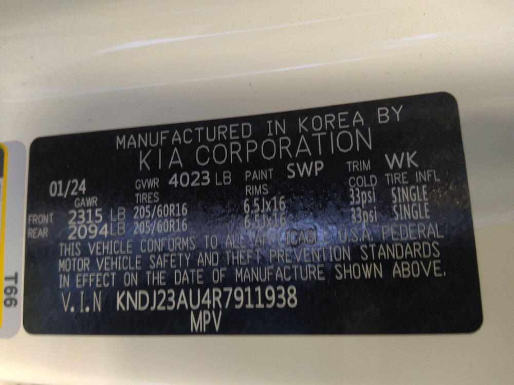 2024 Kia Soul in Glendale, AZ 85301 - 18144455 33