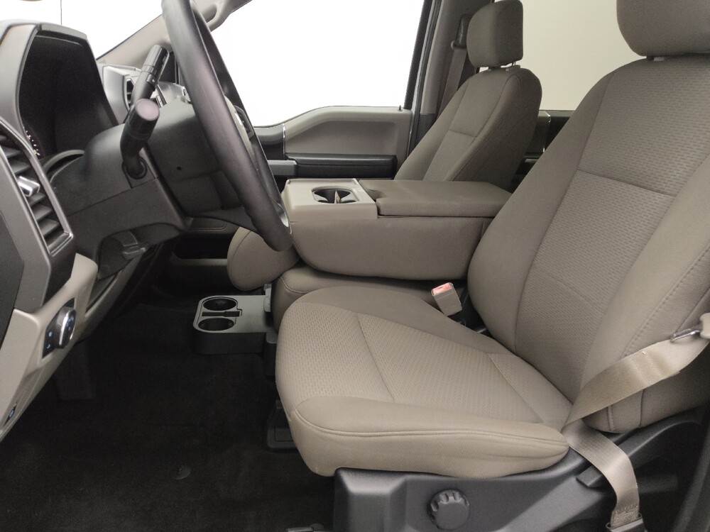 2018 Ford F150 in Orlando, FL 32808 - 18144456 17