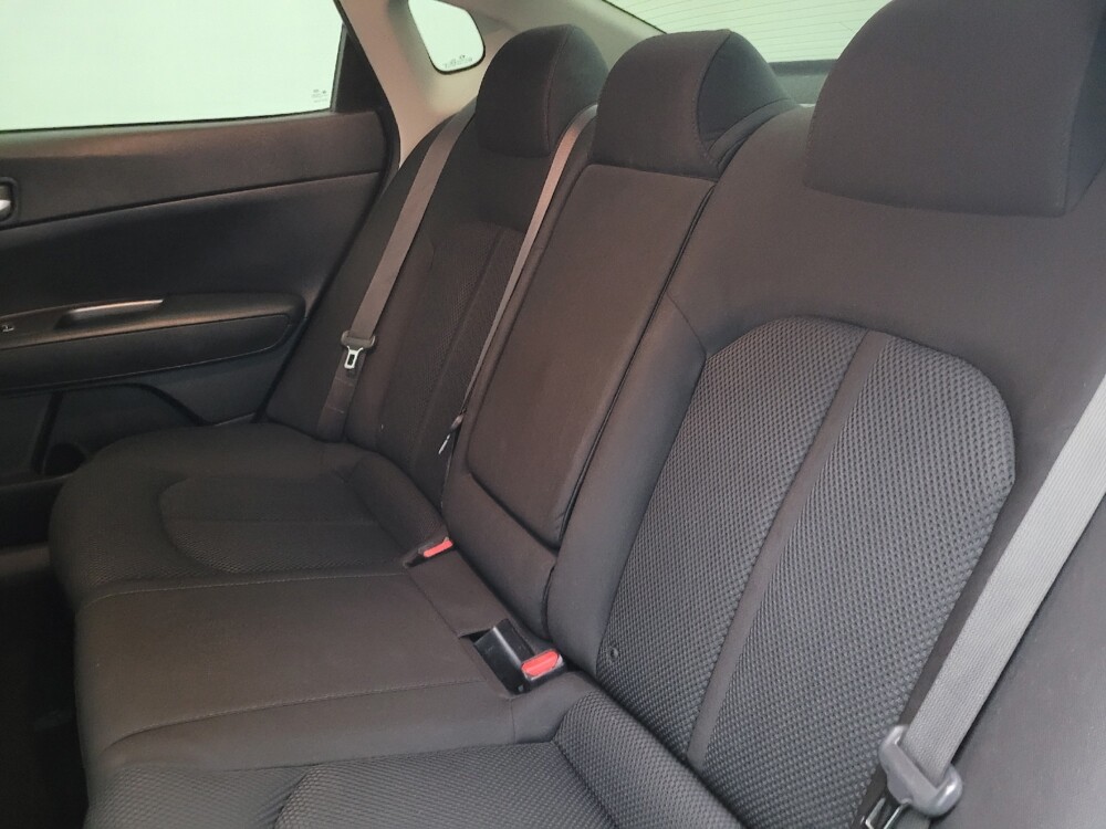 2020 Kia Optima in Orlando, FL 32808 - 18144460 18