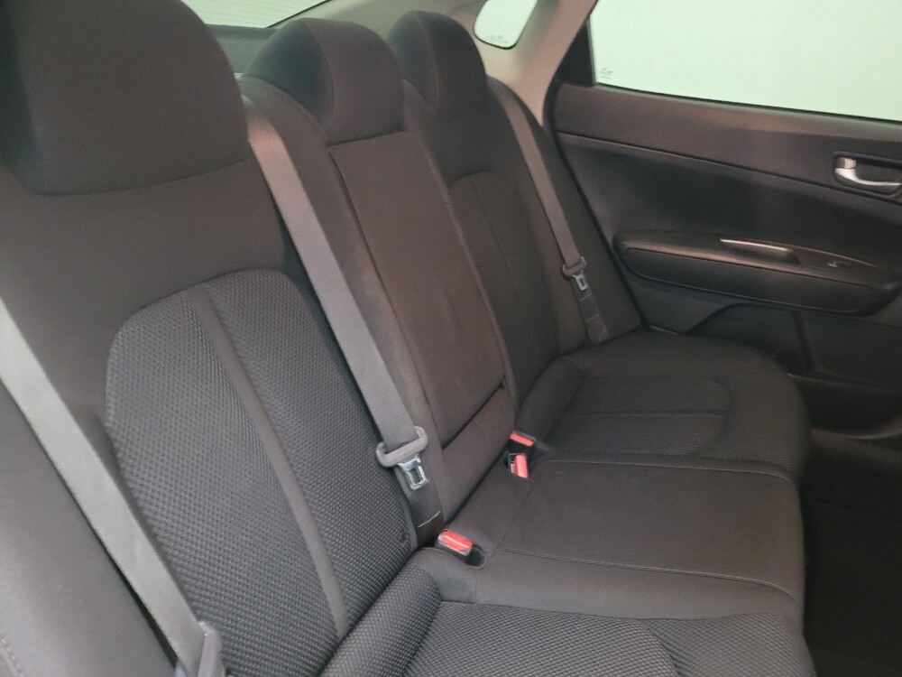 2020 Kia Optima in Orlando, FL 32808 - 18144460 19