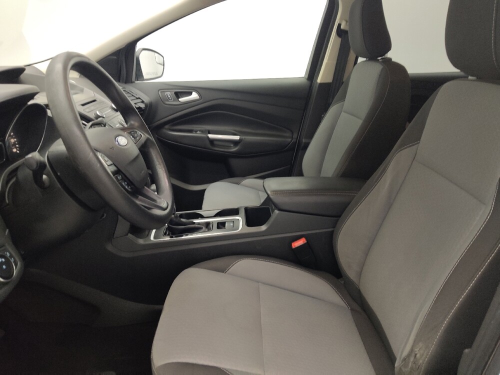 2018 Ford Escape in Ocala, FL 34471 - 18144463 17