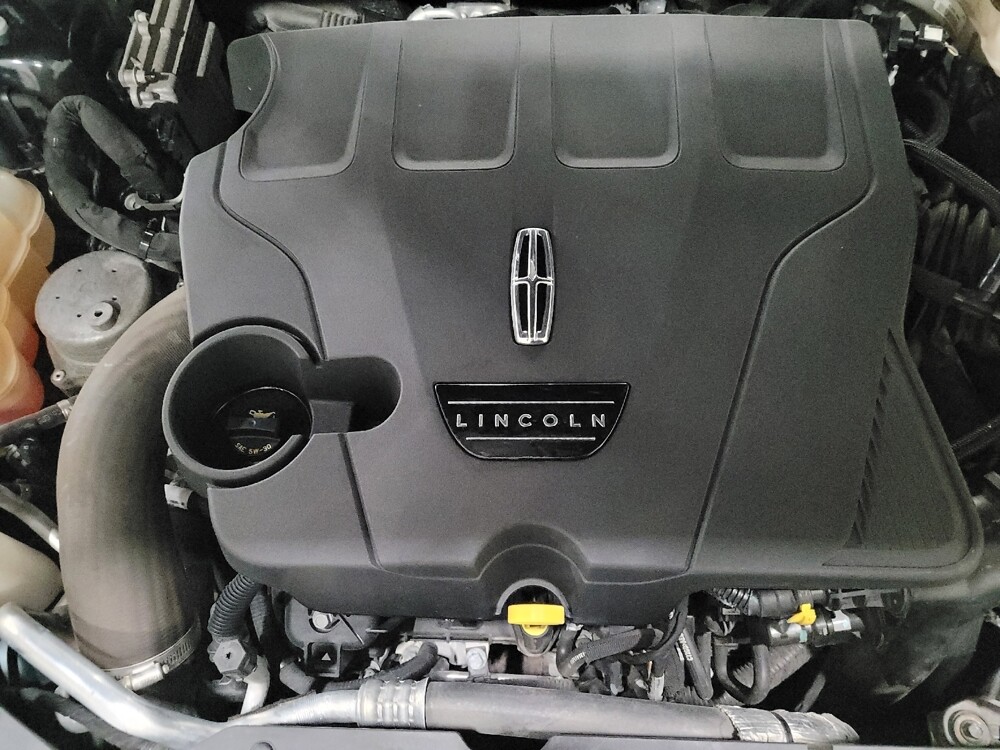 2017 Lincoln Continental in Woodbridge, VA 22191 - 18144470 30