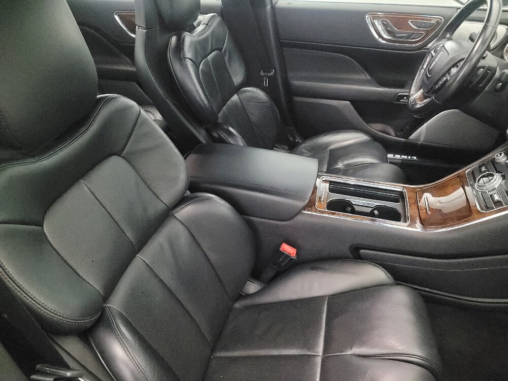 2017 Lincoln Continental in Woodbridge, VA 22191 - 18144470 21