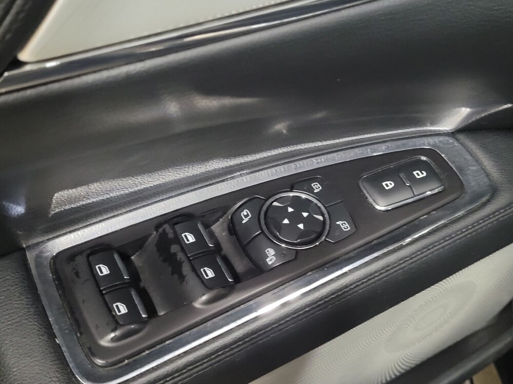2017 Lincoln Continental in Woodbridge, VA 22191 - 18144470 27