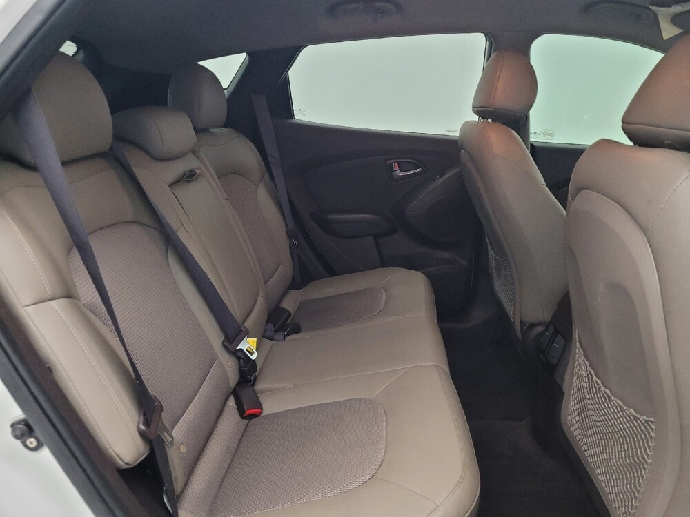 2015 Hyundai Tucson in Columbia, SC 29210 - 18144485 19