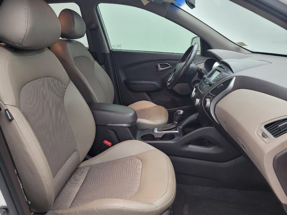 2015 Hyundai Tucson in Columbia, SC 29210 - 18144485 21