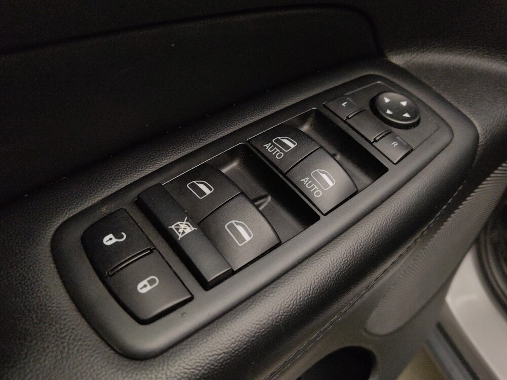 2019 Jeep Grand Cherokee in Lakewood, CO 80215 - 18144495 27