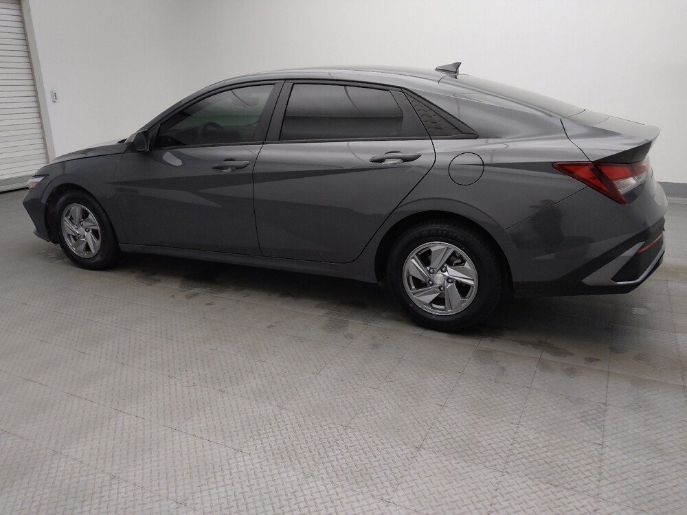 2024 Hyundai Elantra in Lakewood, CO 80215 - 18144502 3