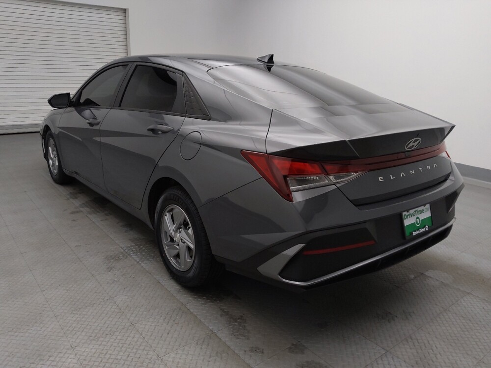 2024 Hyundai Elantra in Lakewood, CO 80215 - 18144502 5