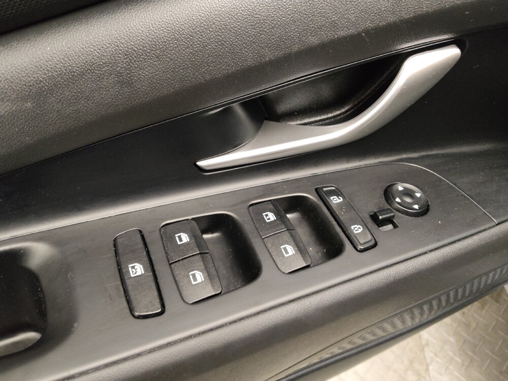 2024 Hyundai Elantra in Lakewood, CO 80215 - 18144502 27