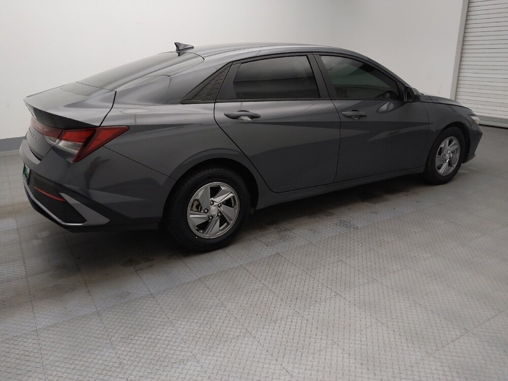 2024 Hyundai Elantra in Lakewood, CO 80215 - 18144502 10