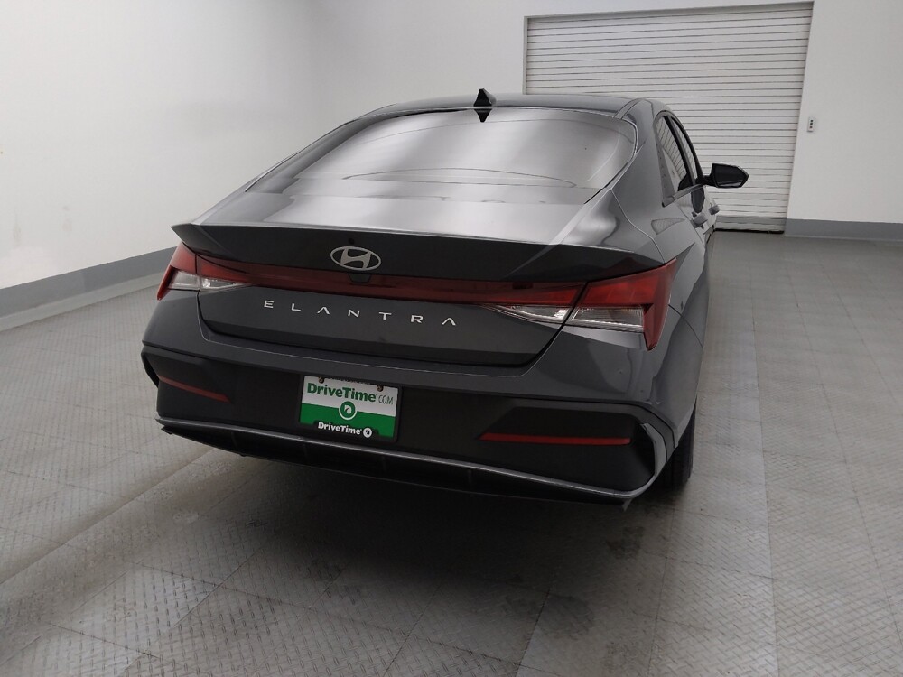 2024 Hyundai Elantra in Lakewood, CO 80215 - 18144502 7
