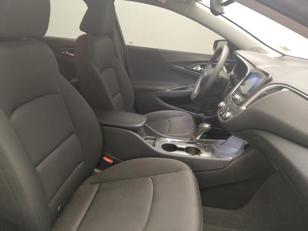2019 Chevrolet Malibu in Conyers, GA 30094 - 18144503 21