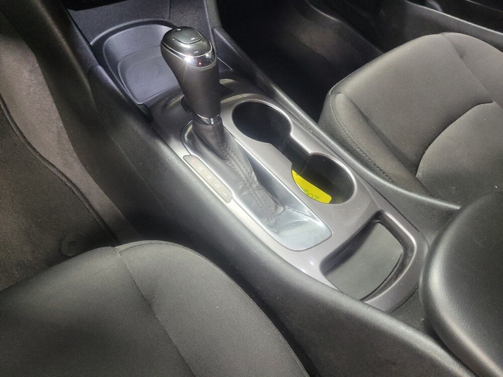2019 Chevrolet Malibu in Conyers, GA 30094 - 18144503 26