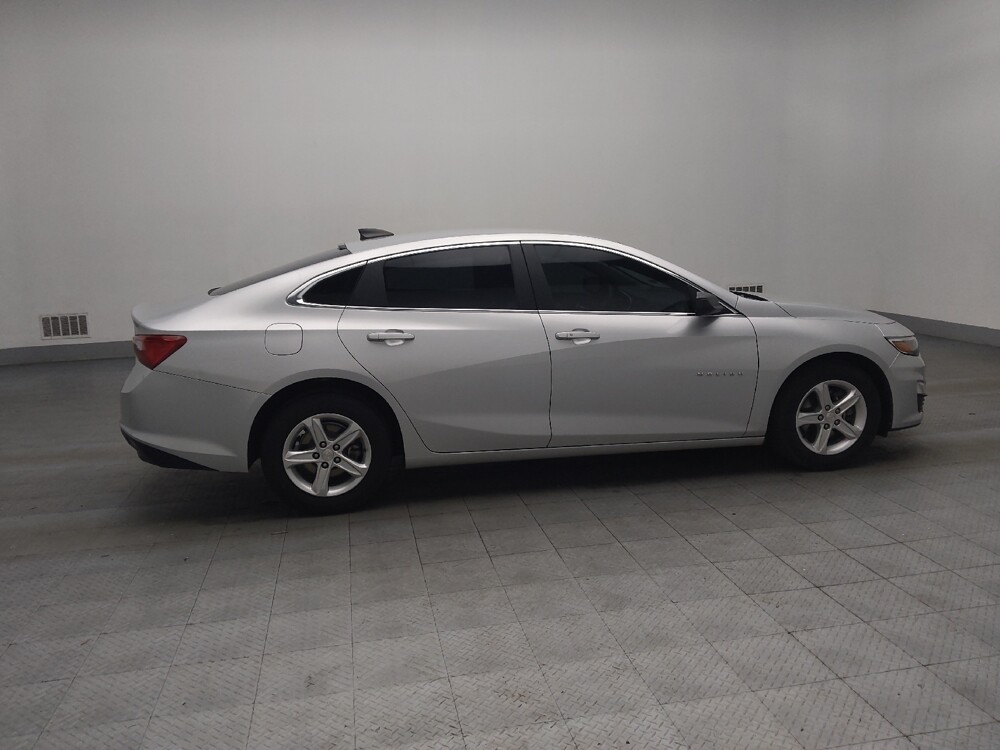 2019 Chevrolet Malibu in Conyers, GA 30094 - 18144503 10