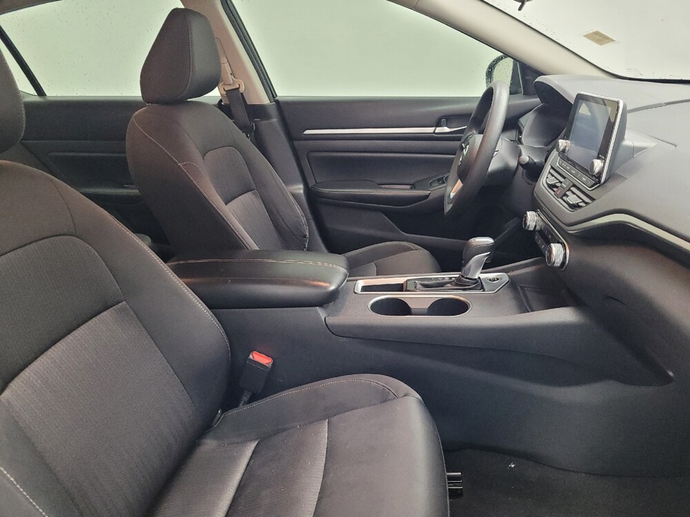 2022 Nissan Altima in Madison, TN 37115 - 18144509 21