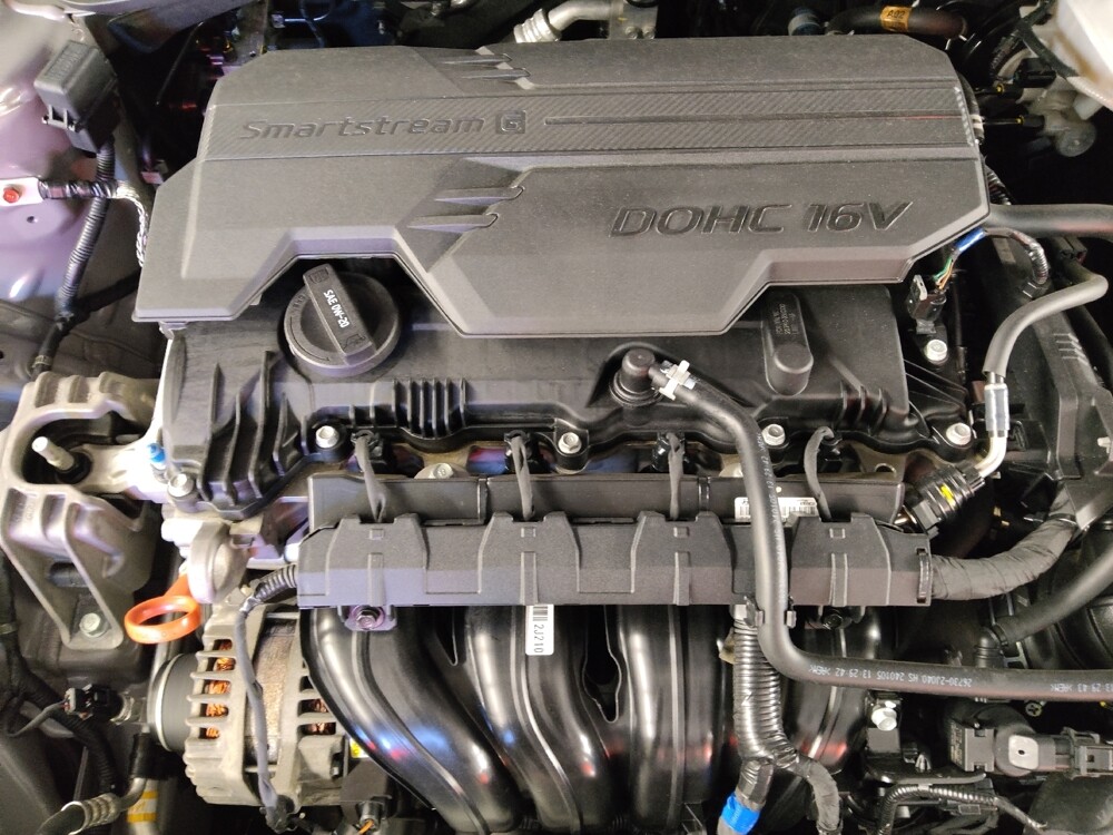 2024 Hyundai Elantra in Marietta, GA 30062 - 18144511 30
