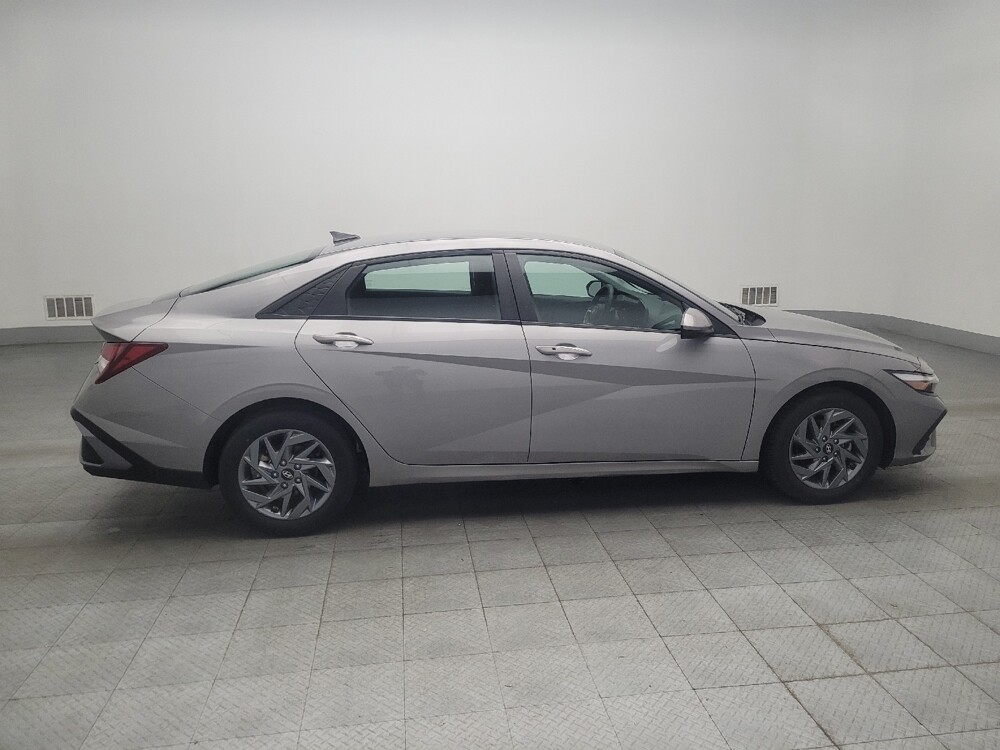 2024 Hyundai Elantra in Marietta, GA 30062 - 18144511 10
