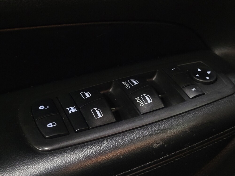 2019 Jeep Grand Cherokee in Pittsburgh, PA 15236 - 18144513 27