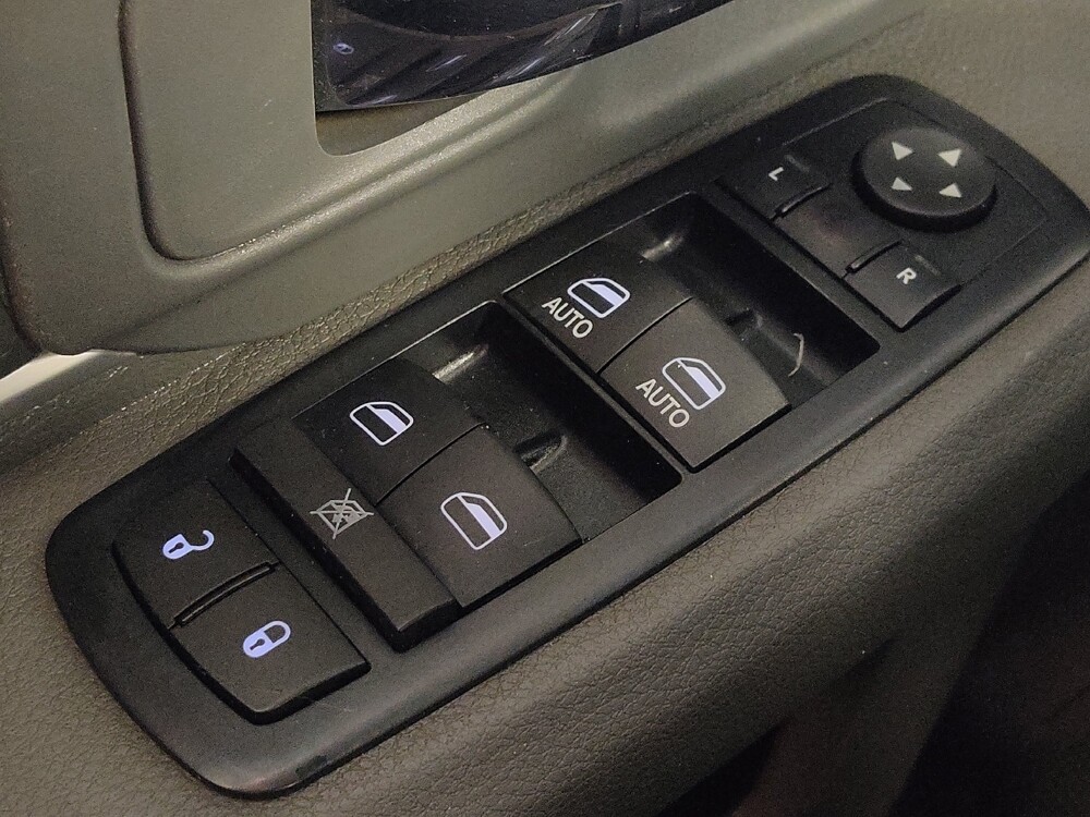 2016 RAM 1500 in Houston, TX 77074 - 18144522 27