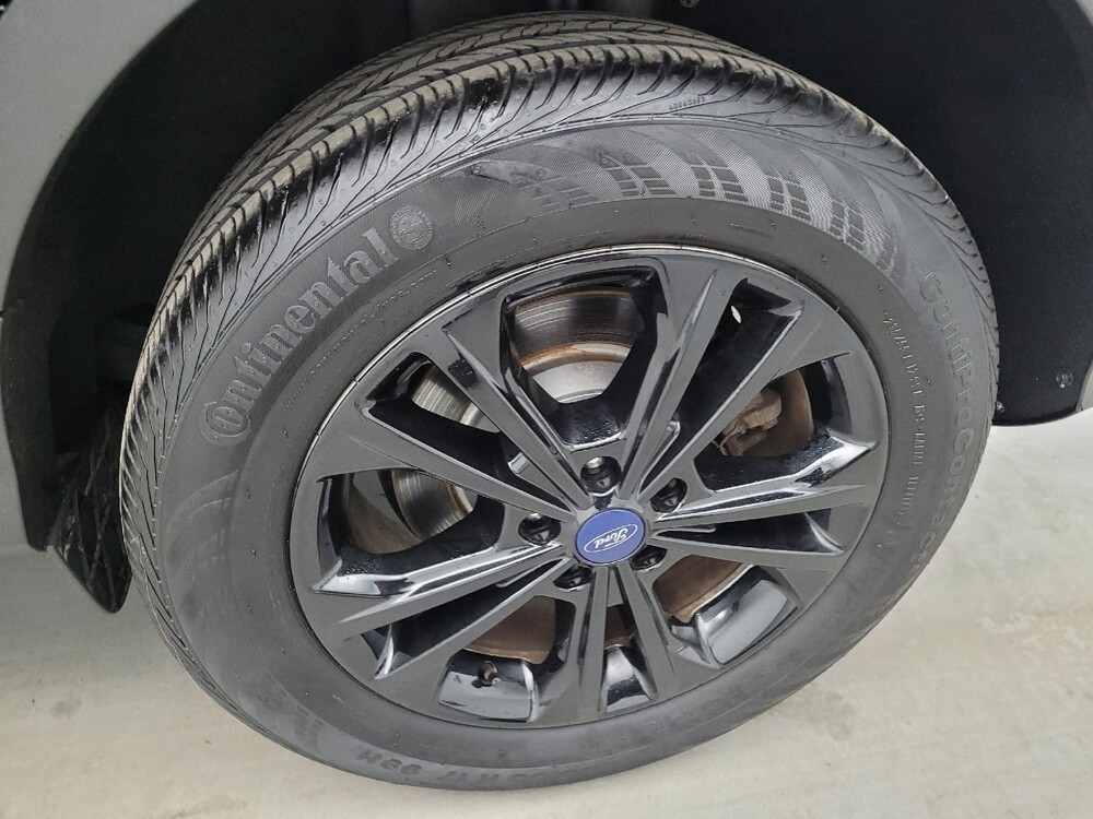 2018 Ford Escape in Maple Heights, OH 44137 - 18144529 31