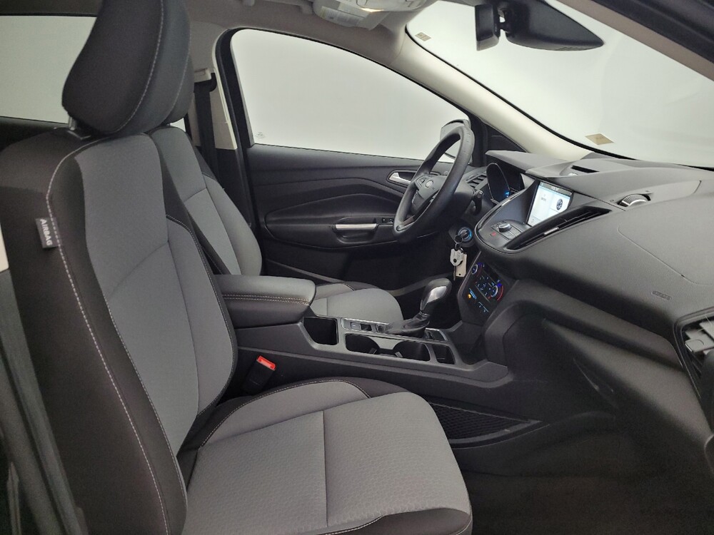 2018 Ford Escape in Maple Heights, OH 44137 - 18144529 21