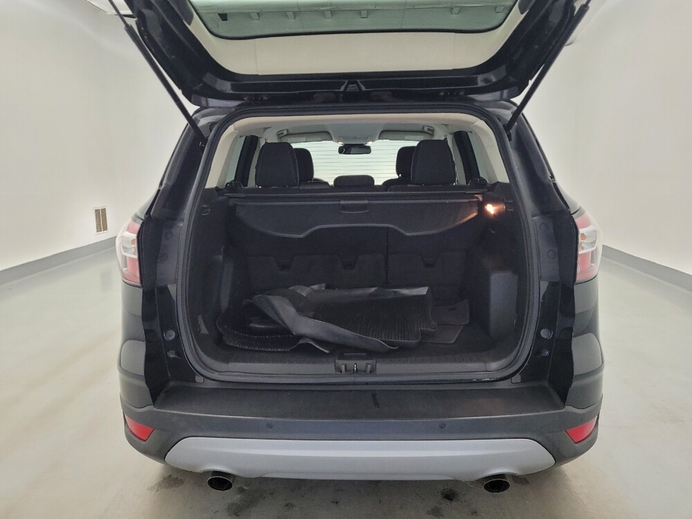 2018 Ford Escape in Maple Heights, OH 44137 - 18144529 29