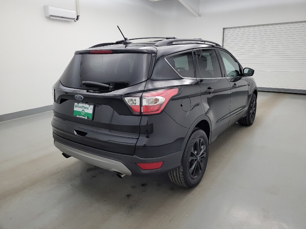 2018 Ford Escape in Maple Heights, OH 44137 - 18144529 9