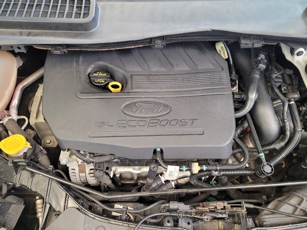 2018 Ford Escape in Maple Heights, OH 44137 - 18144529 30
